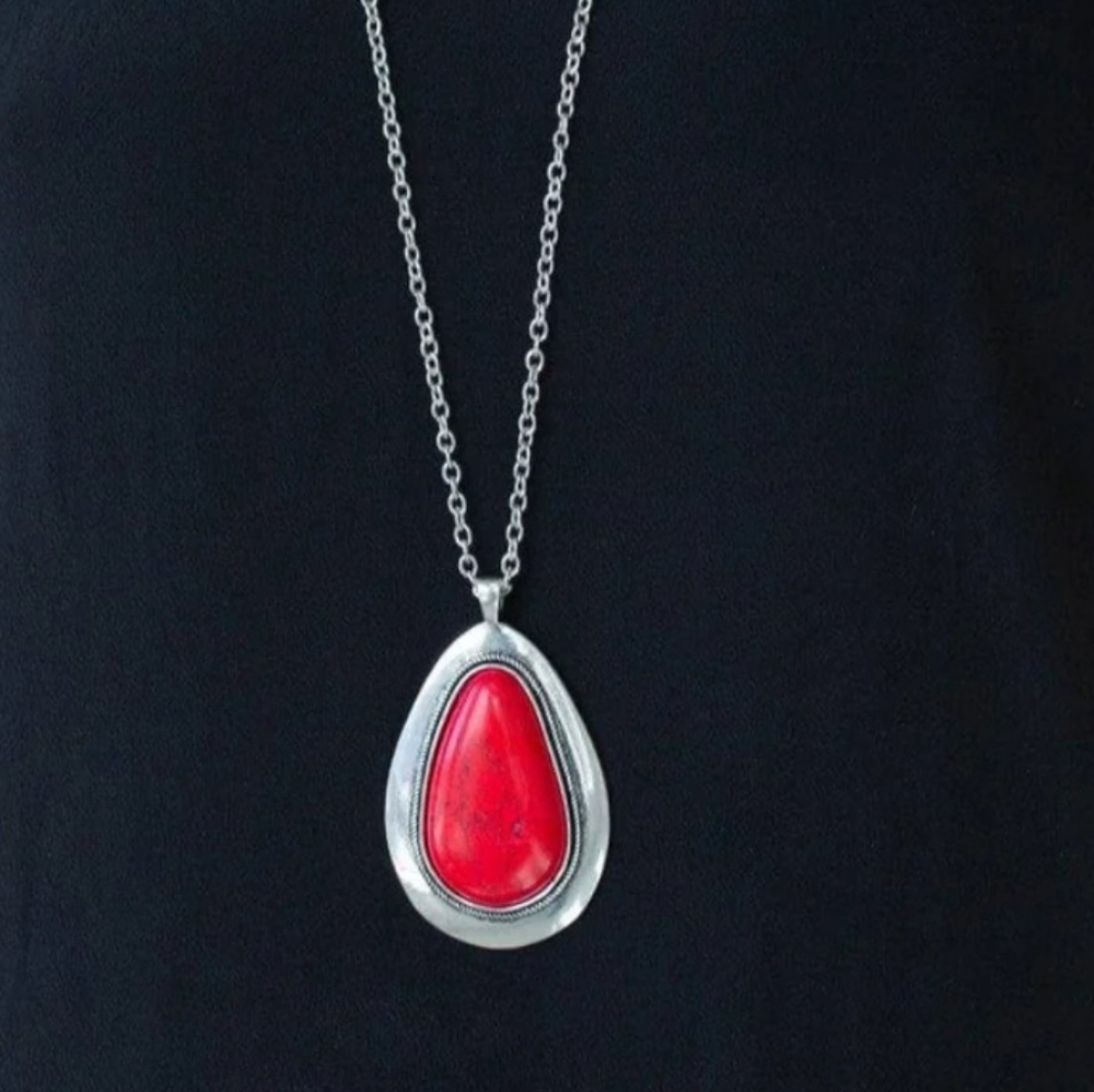 Paparazzi Badland To The Bone Red Necklace